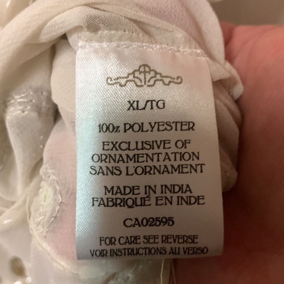 Women’s Tank Top with Bead Detailing - Picture 4 of 13